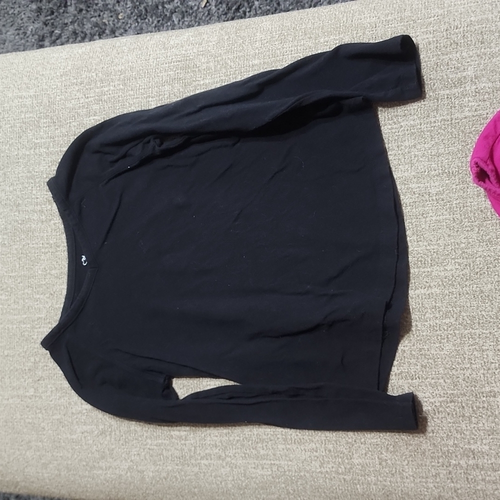 5 Size 7/8 Tops - Picture 8 of 11